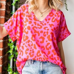 NEW First Love Pink Leopard Print V-Neck Short Sleeve Woven Top